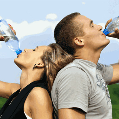 วิธีดูแลเบาหวานหน้าร้อน วิธีที่ 1 ดื่มน้ำให้เพียงพอ